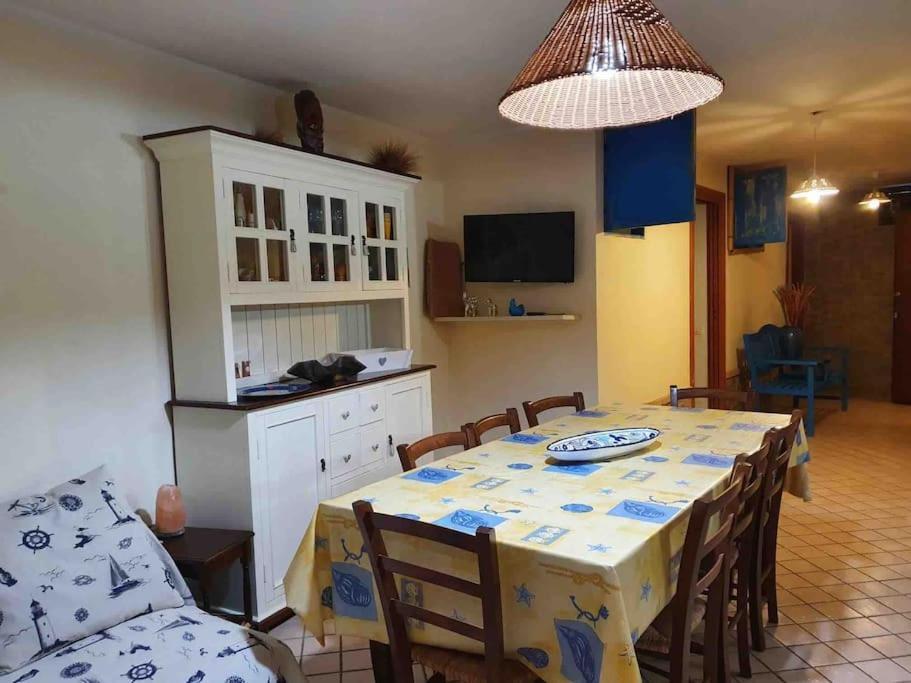 Villasimius - Taverna Freschissima! Buitenkant foto