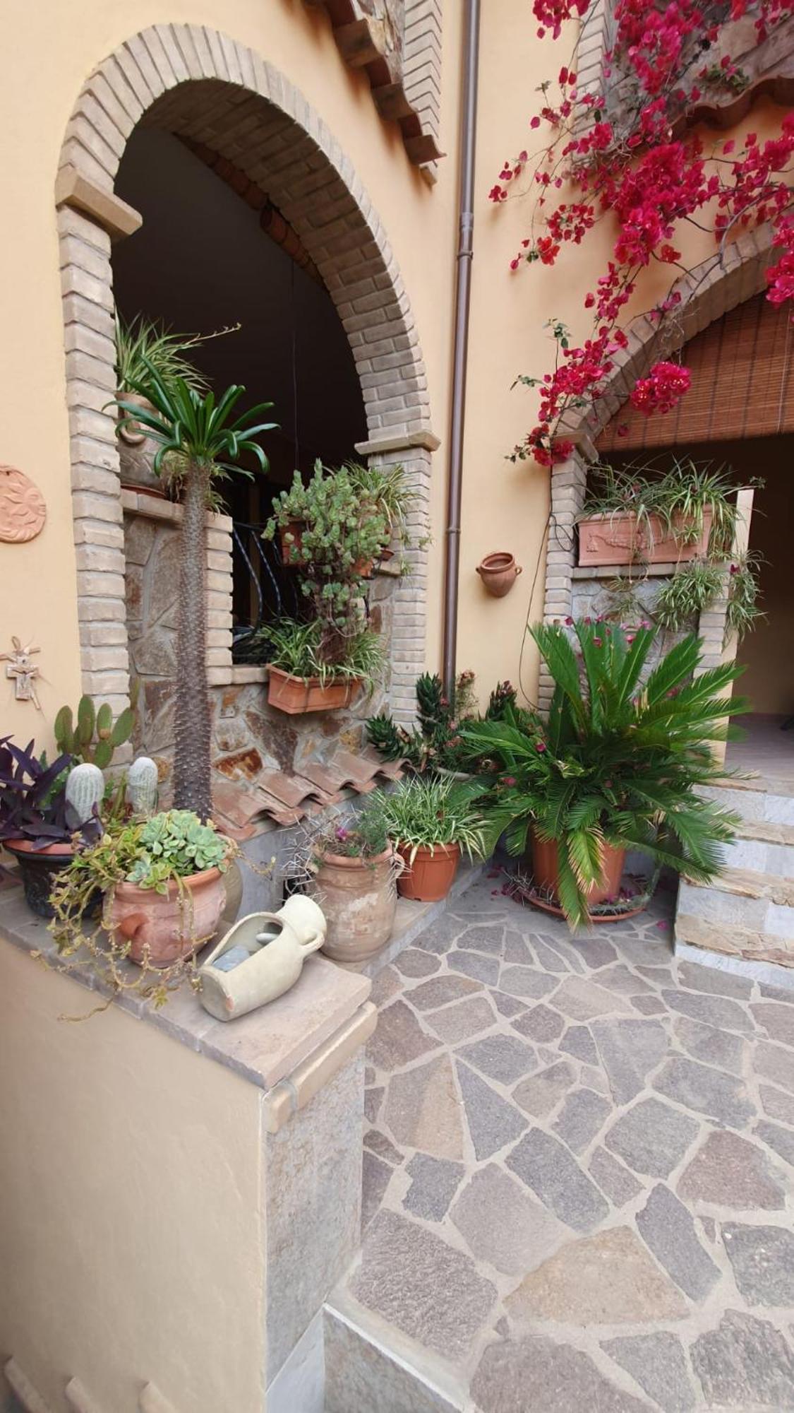 Villasimius - Taverna Freschissima! Buitenkant foto